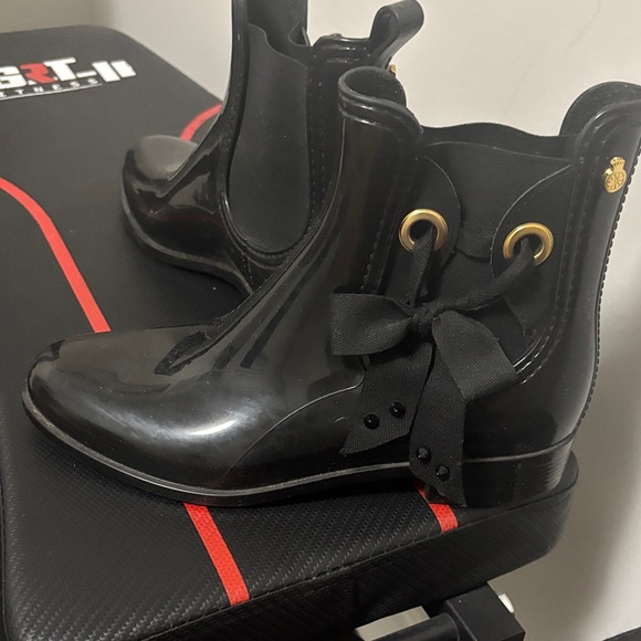 Stylish Black Women's Winter Rain Boots - Picture 3 of 5